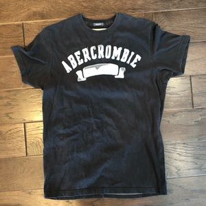 💙Abercrombie and Fitch men’s muscle tee 💙 navy